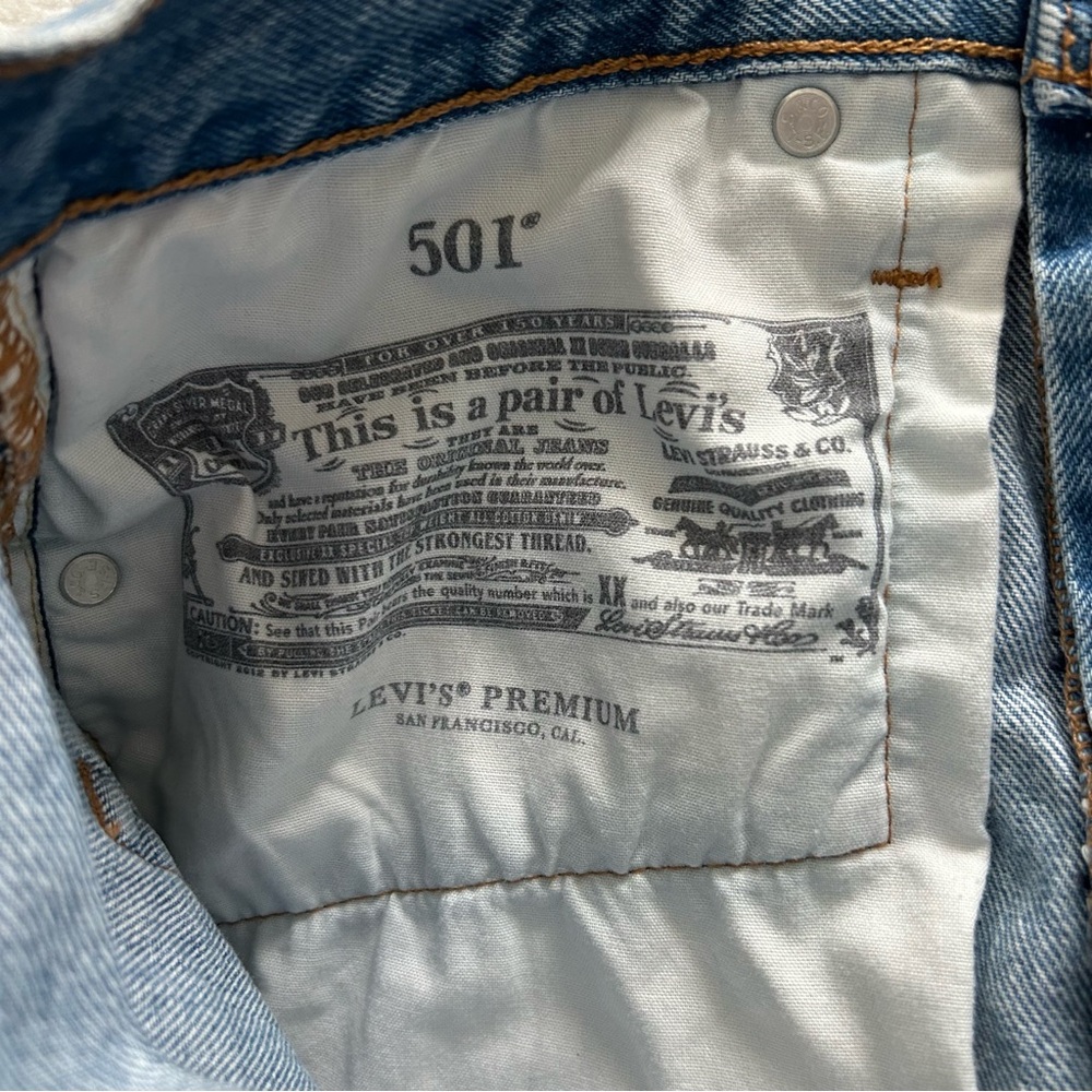 Levis Premium 501 Big E Distressed Button Fly Denim Cut-Off Blue Jean Shorts 27 - Picture 8 of 12
